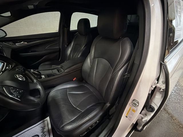 2018 Buick LaCrosse Avenir