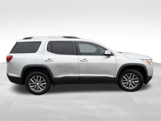2017 GMC Acadia SLE