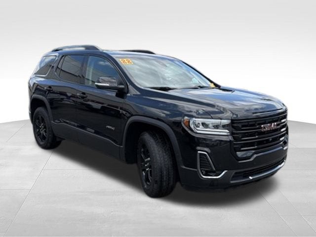 2022 GMC Acadia AT4