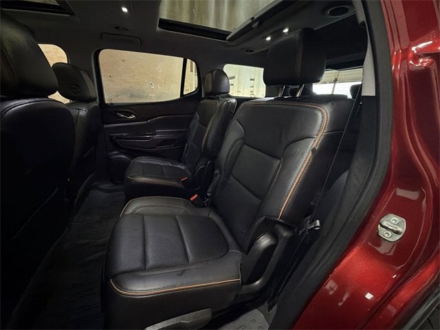 2022 GMC Acadia AT4