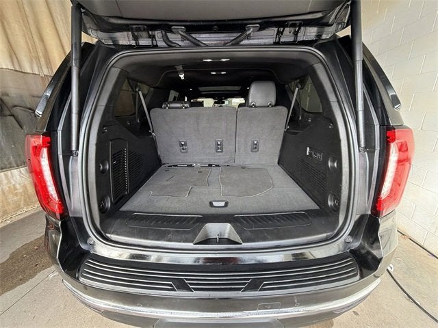 2022 GMC Yukon XL SLT