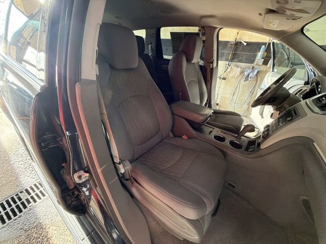 2016 Chevrolet Traverse LS