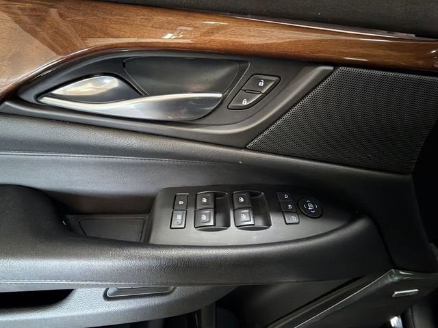 2016 Cadillac Escalade Luxury Collection