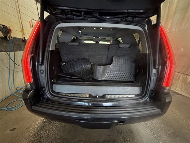 2018 Cadillac Escalade Luxury