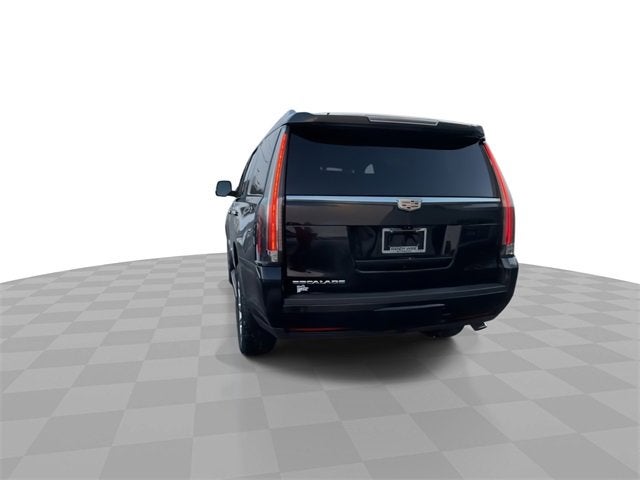 2018 Cadillac Escalade Luxury