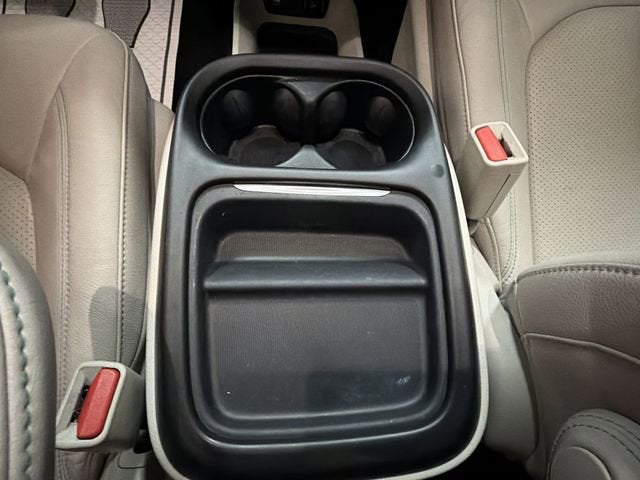 2018 Chrysler Pacifica Hybrid Touring L