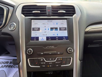 2020 Ford Fusion SE