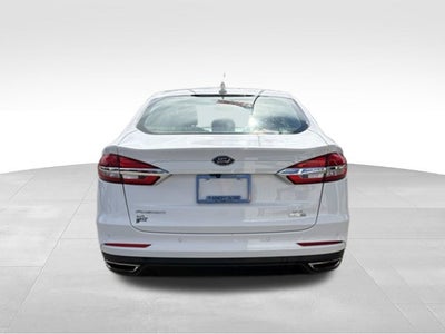 2020 Ford Fusion SE