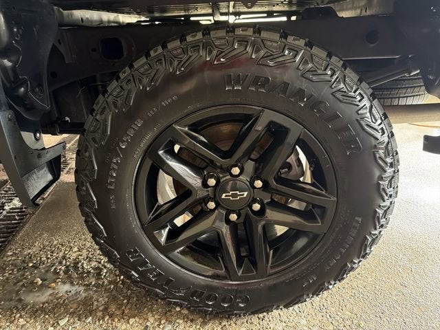 2023 Chevrolet Silverado 1500 Custom Trail Boss