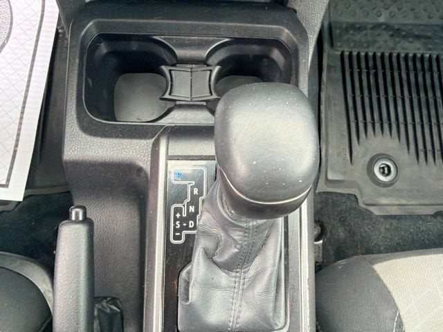 2022 Toyota Tacoma 4WD SR