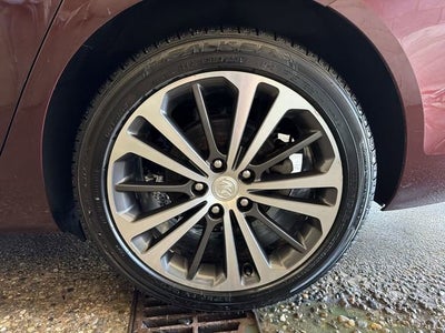 2018 Buick Regal Sportback Essence