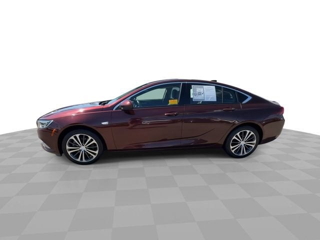 2018 Buick Regal Sportback Essence