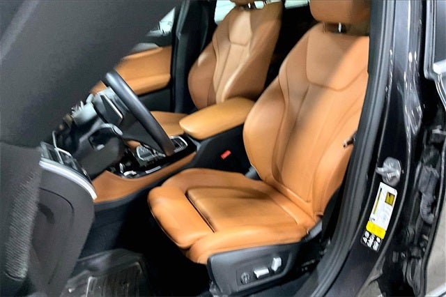 2022 BMW X4 xDrive30i