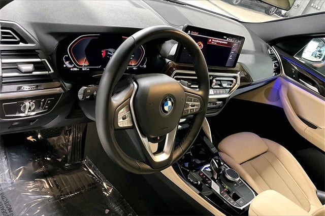 2023 BMW X4 xDrive30i
