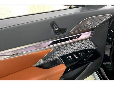 2025 BMW 7 Series 760i xDrive M Sport Professional