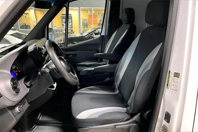 2019 Freightliner Sprinter 2500 High Roof