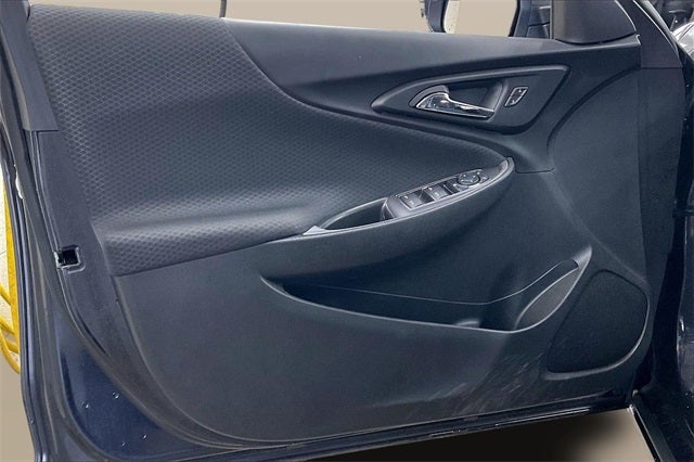 2022 Chevrolet Malibu LS 1FL