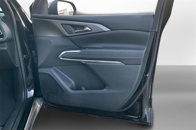 2024 Chevrolet Traverse LS