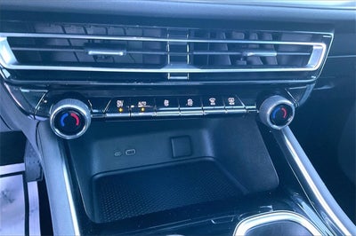 2024 Chevrolet Traverse LS