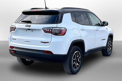 2025 Jeep Compass Trailhawk