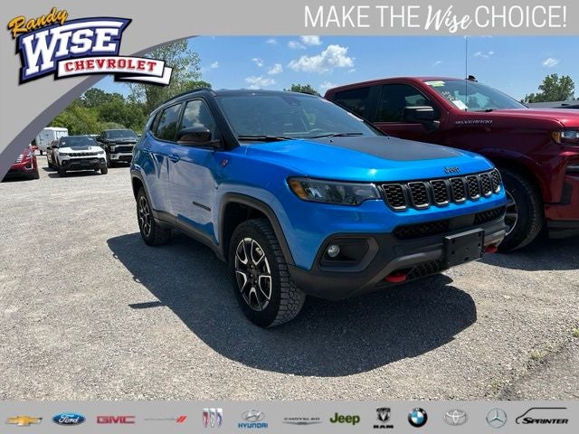 2025 Jeep Compass Trailhawk