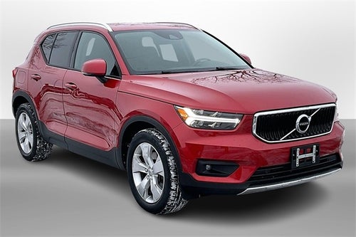 2021 Volvo XC40 Momentum