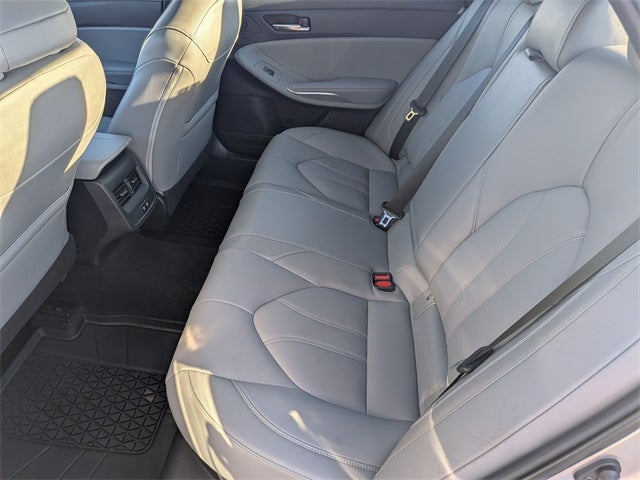 2019 Toyota AVALON HYBRID XLE Plus