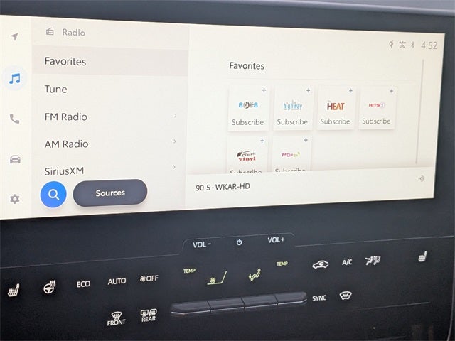 2024 Toyota bZ4X XLE