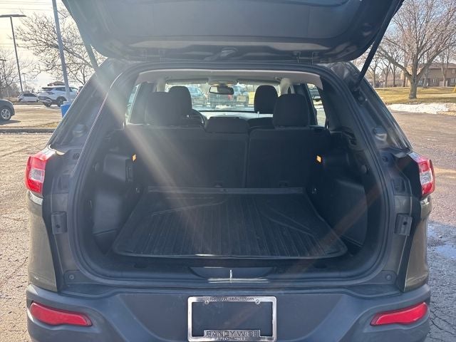 2015 Jeep Cherokee Sport