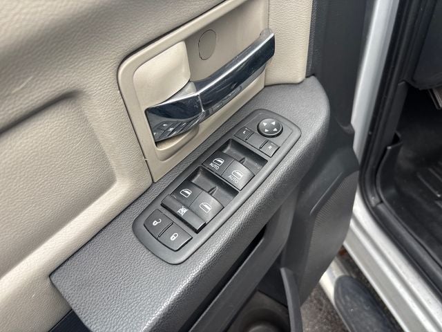 2012 RAM 1500 SLT