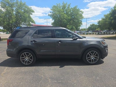 2017 Ford Explorer Sport