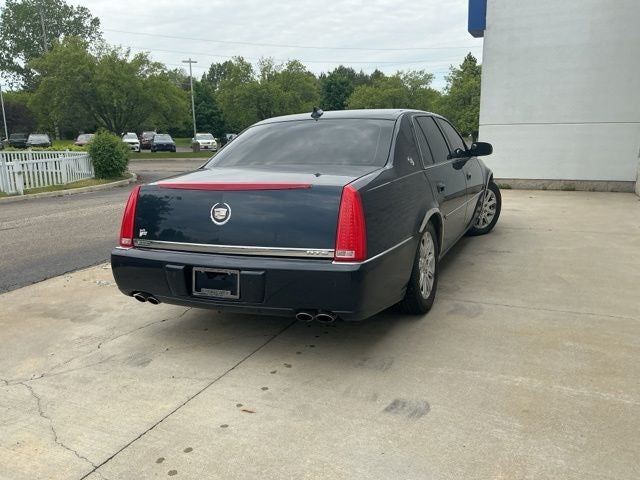 2009 Cadillac DTS Base