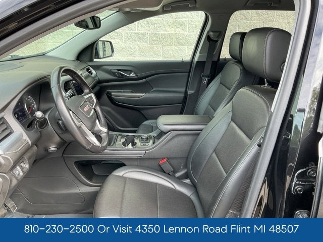 2022 GMC Acadia SLT