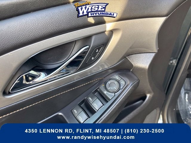 2018 Chevrolet Traverse LT Cloth w/1LT