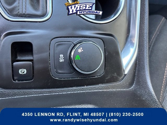 2018 Chevrolet Traverse LT Cloth w/1LT