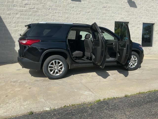 2018 Chevrolet Traverse LT Cloth w/1LT