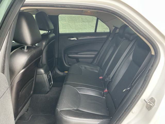 2019 Chrysler 300 Touring