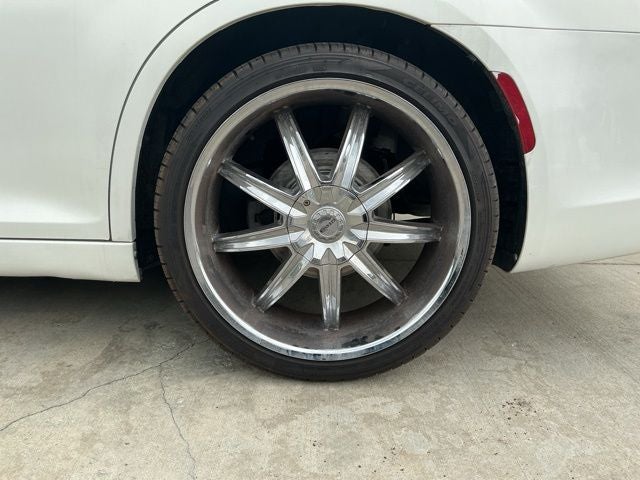 2019 Chrysler 300 Touring