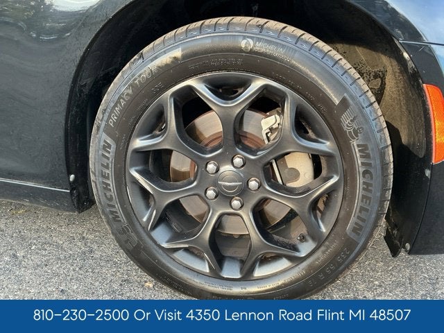 2019 Chrysler 300 S