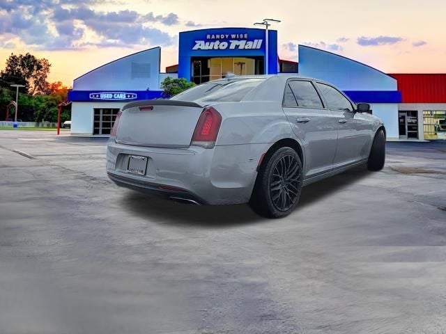 2018 Chrysler 300 S