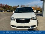 2016 Chrysler Town & Country S