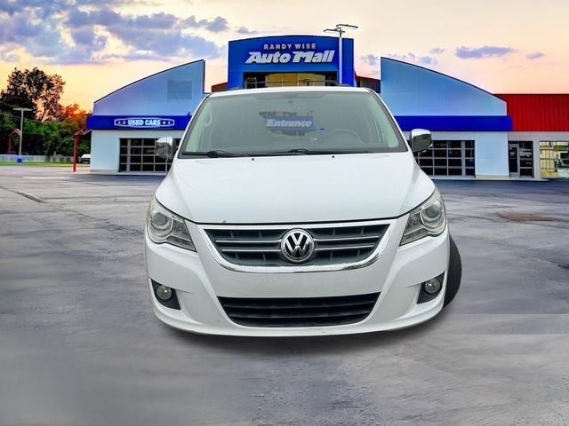 2014 Volkswagen Routan SEL Premium