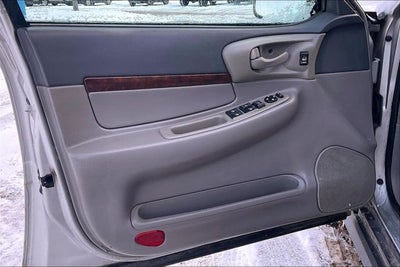 2005 Chevrolet Impala Base