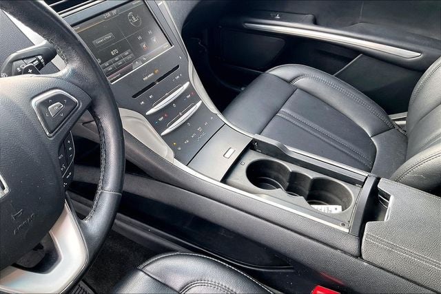 2016 Lincoln MKZ Base