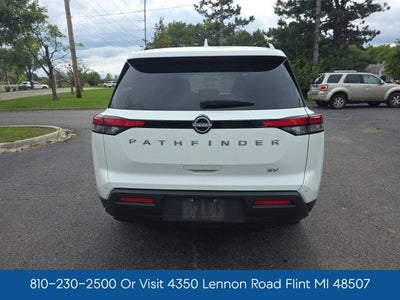 2024 Nissan Pathfinder SV