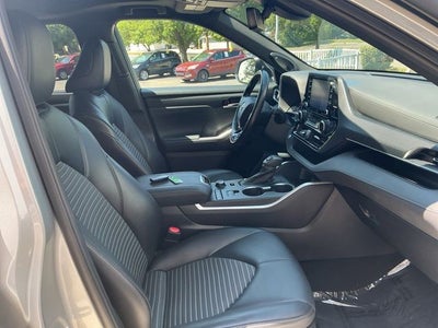 2021 Toyota Highlander XSE