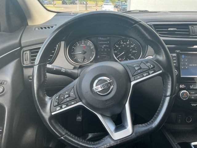 2017 Nissan Rogue Sport SL