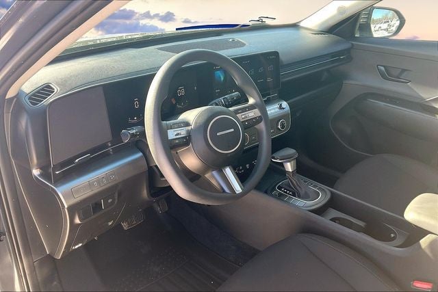 2025 Hyundai Kona SE