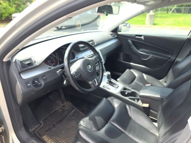 2010 Volkswagen Passat Komfort