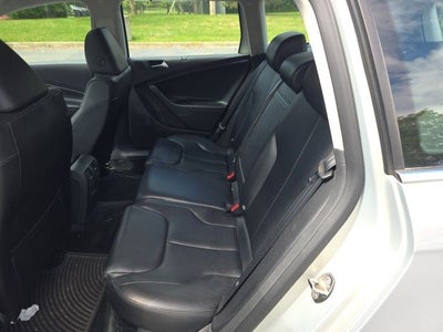 2010 Volkswagen Passat Komfort